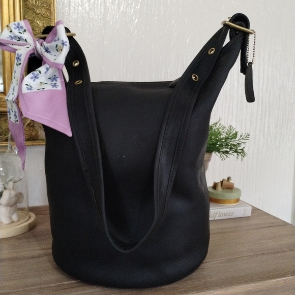 Coach Vintage Leatherware 80's XL Genuine Leather Feed Sac Duffel Bucket Bag USA - Picture 2 of 13